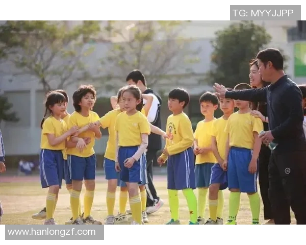 追逐梦想的脚步我希望成为一名闪耀的足球明星